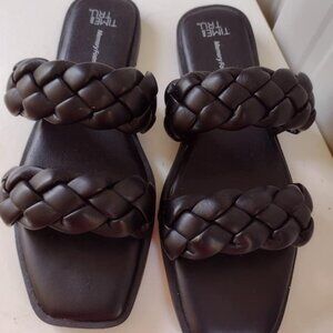 NEW Size 7 Women's Black Slip On Shoes Slide on Sandals Memory Foam Soles